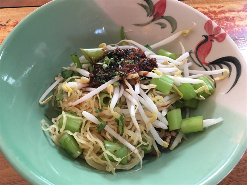 バミーボック（บะหมี่ปก）