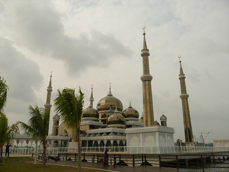 クリスタルモスク Masjid Kristal