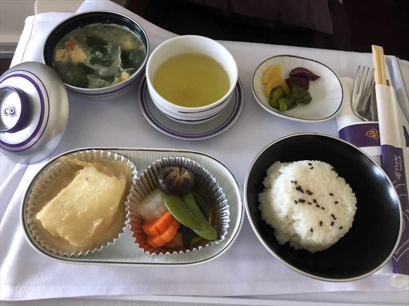 TG ビジネスクラス機内食