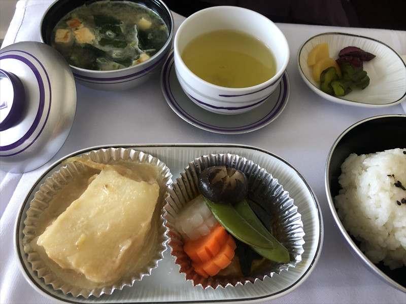 TG ビジネスクラス機内食