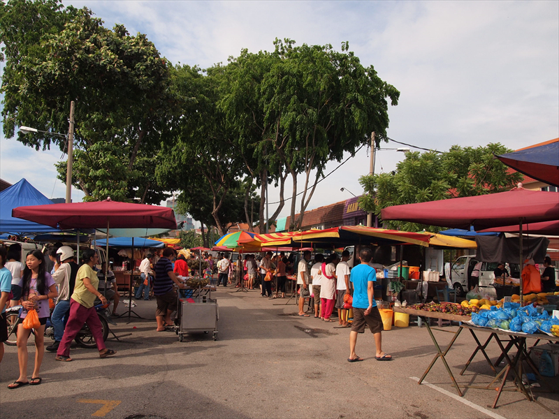 Jl Laksamanaのpasar malam