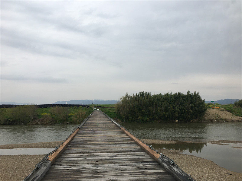 流れ橋