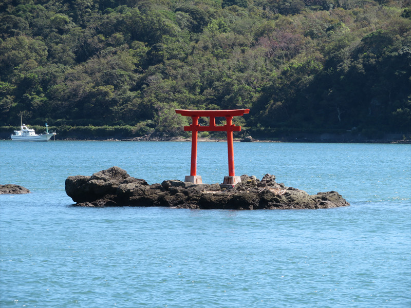 祀島神