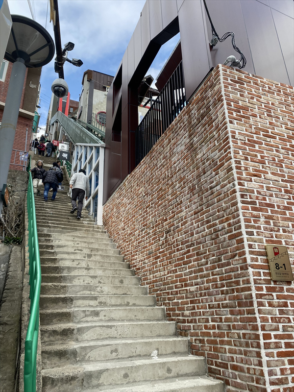 168階段