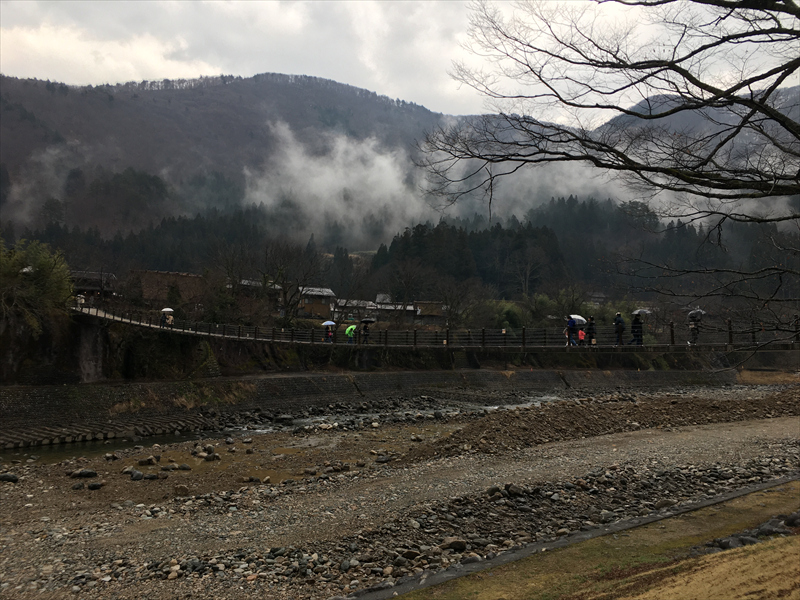 白川郷　であい橋