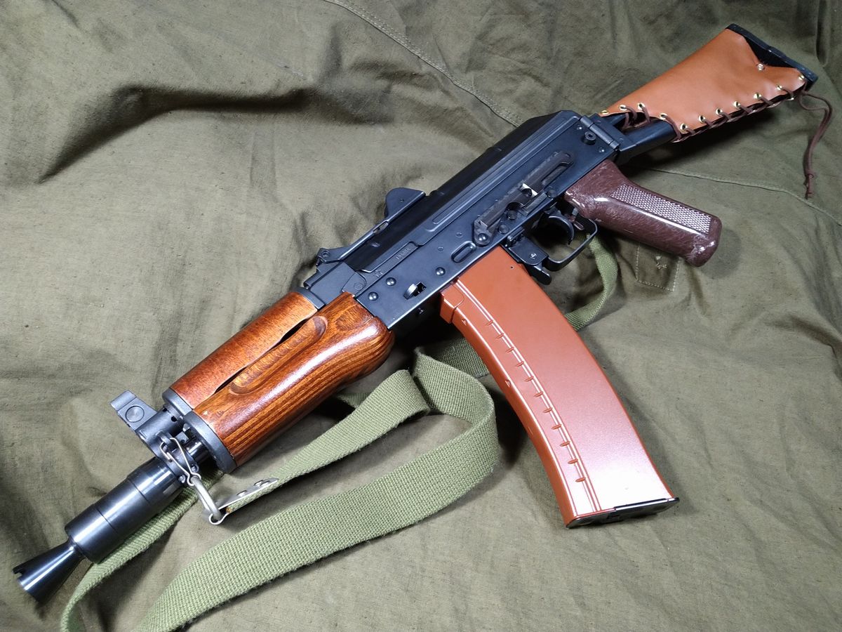 たぬラボ】BOLT Airsoft AKS74UN リコイルショック付き電動ガン