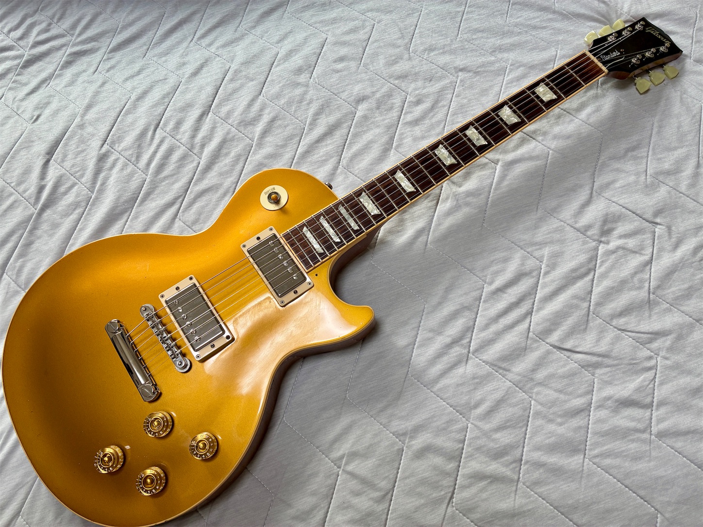 の*す様 ビンテージGibson LesPaul standard 98年製 1998年製 Gibson Les Paul Standard Yamano Limited Goldtop - 使用