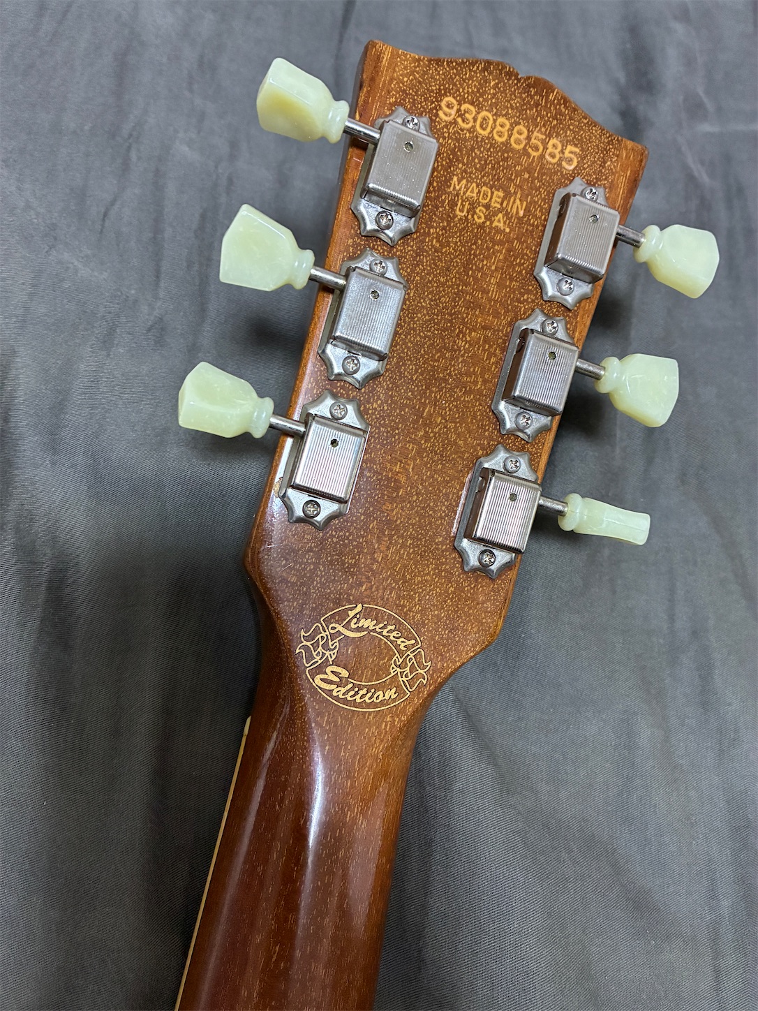 レスポールのサウンドを開放する！ペグ交換の話 Montreux The Clone