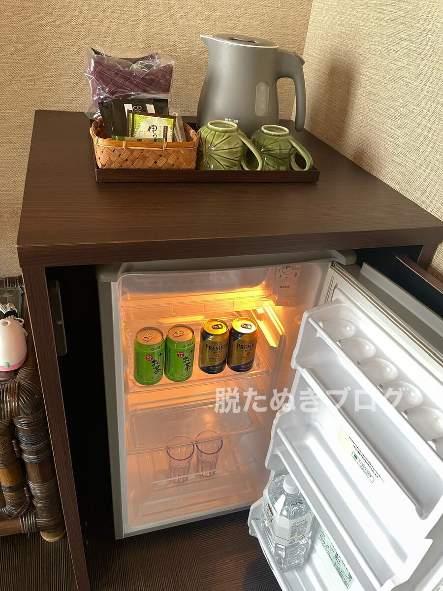 アンダリゾート室内にある冷蔵庫内の飲み物は無料