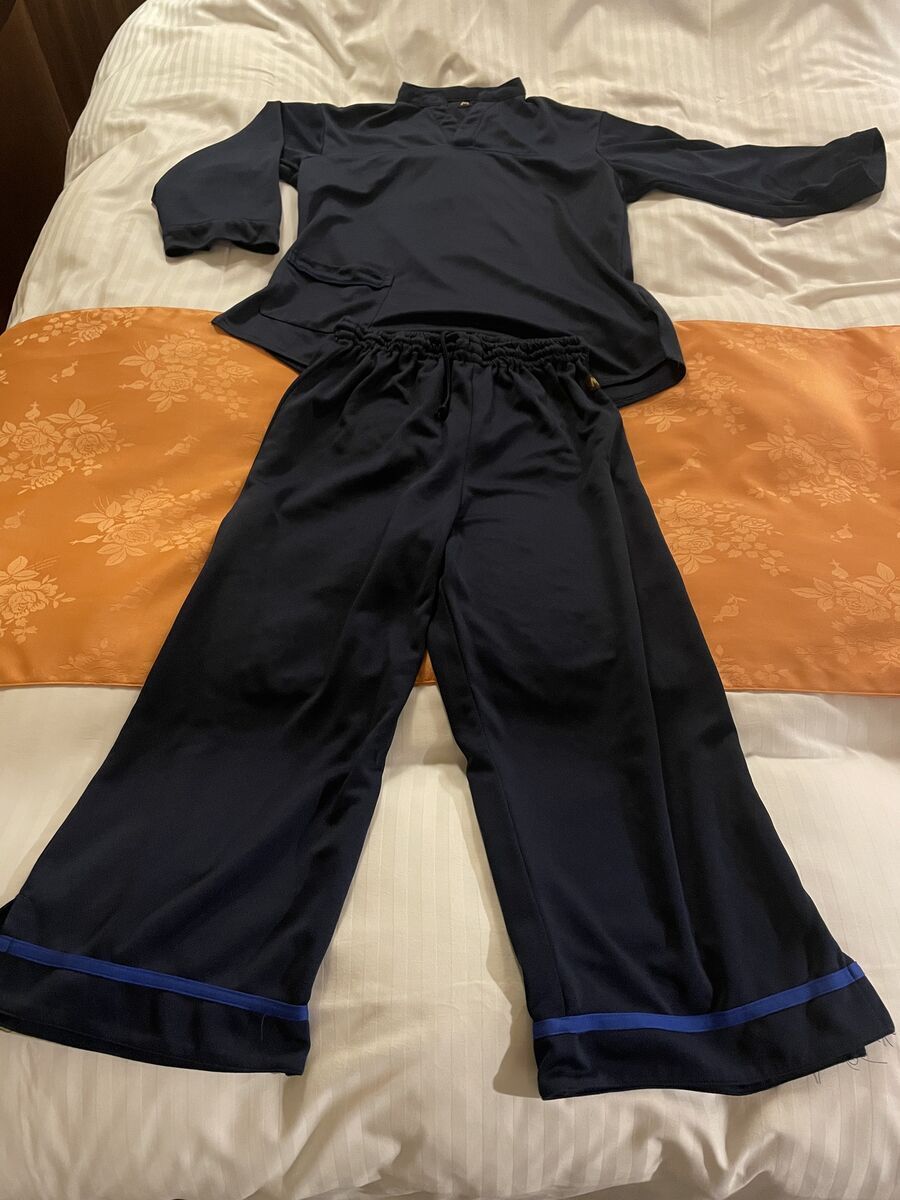 Bali&Resort SAYAの風　作務衣広げた感じ