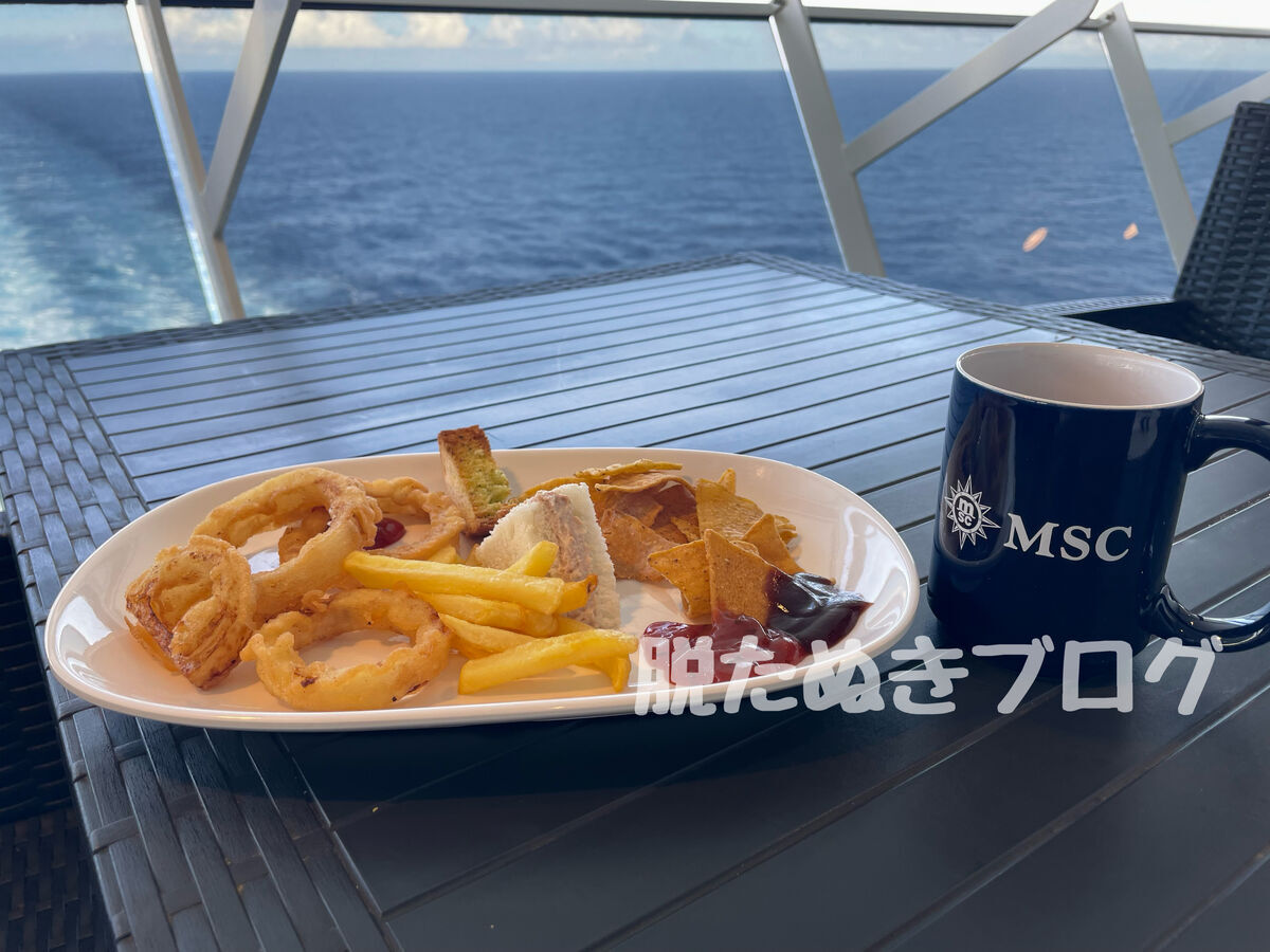 MSCベリッシマ　軽食とドリンクの写真