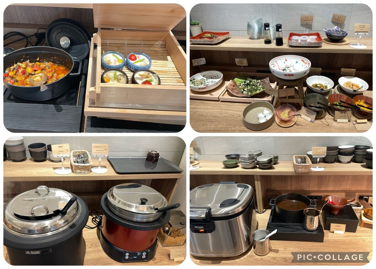 朝食ビュッフェのパンやデザートコーナー