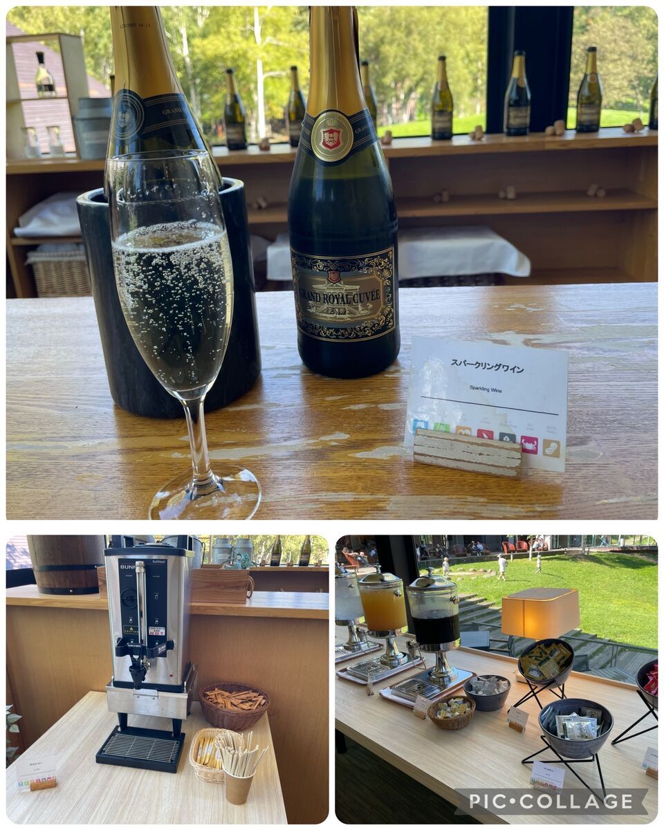 ラウンジで提供されるドリンクコーナー（コーヒーやシャンパン等）