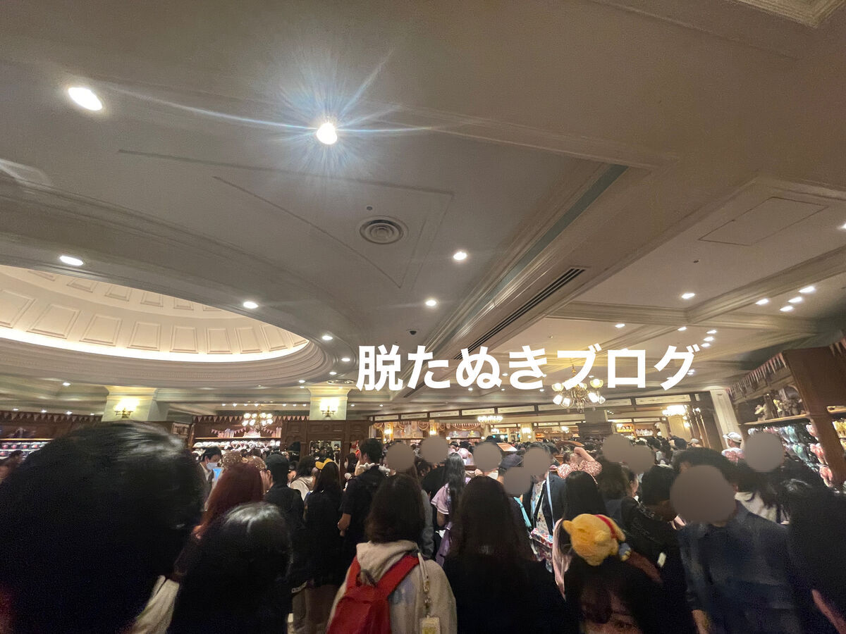 ショップやレストランの混雑状況