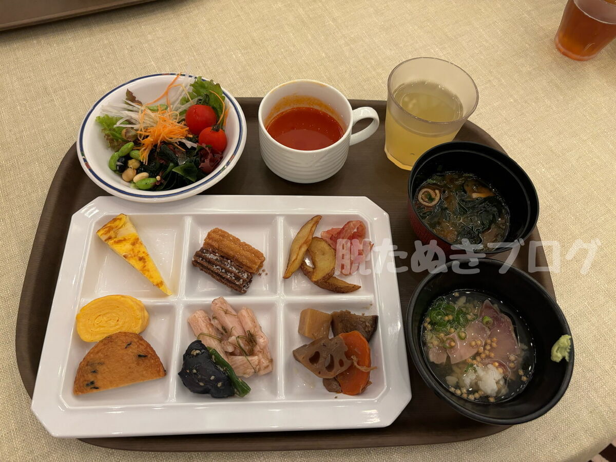 食べたいものを一通りもらうとこんな感じ