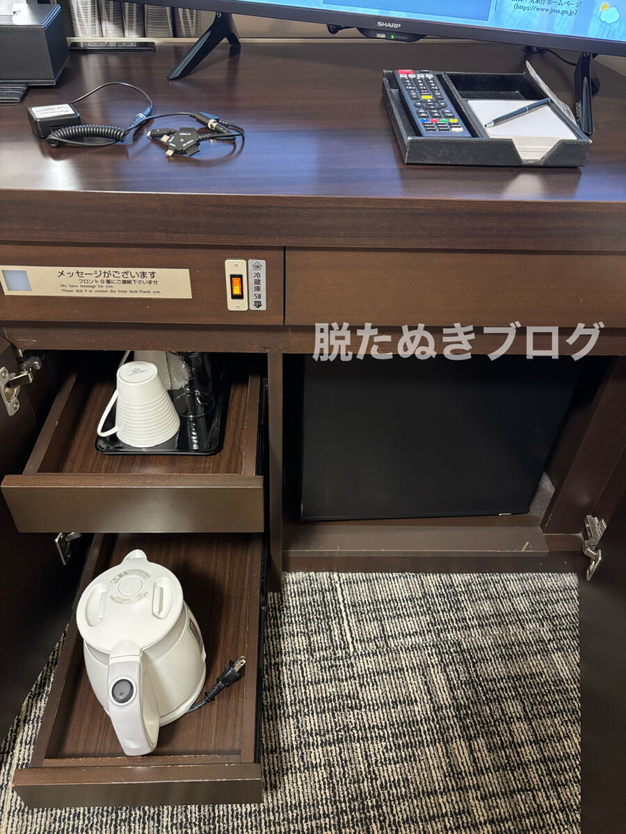 デスク 冷蔵庫 テレビ