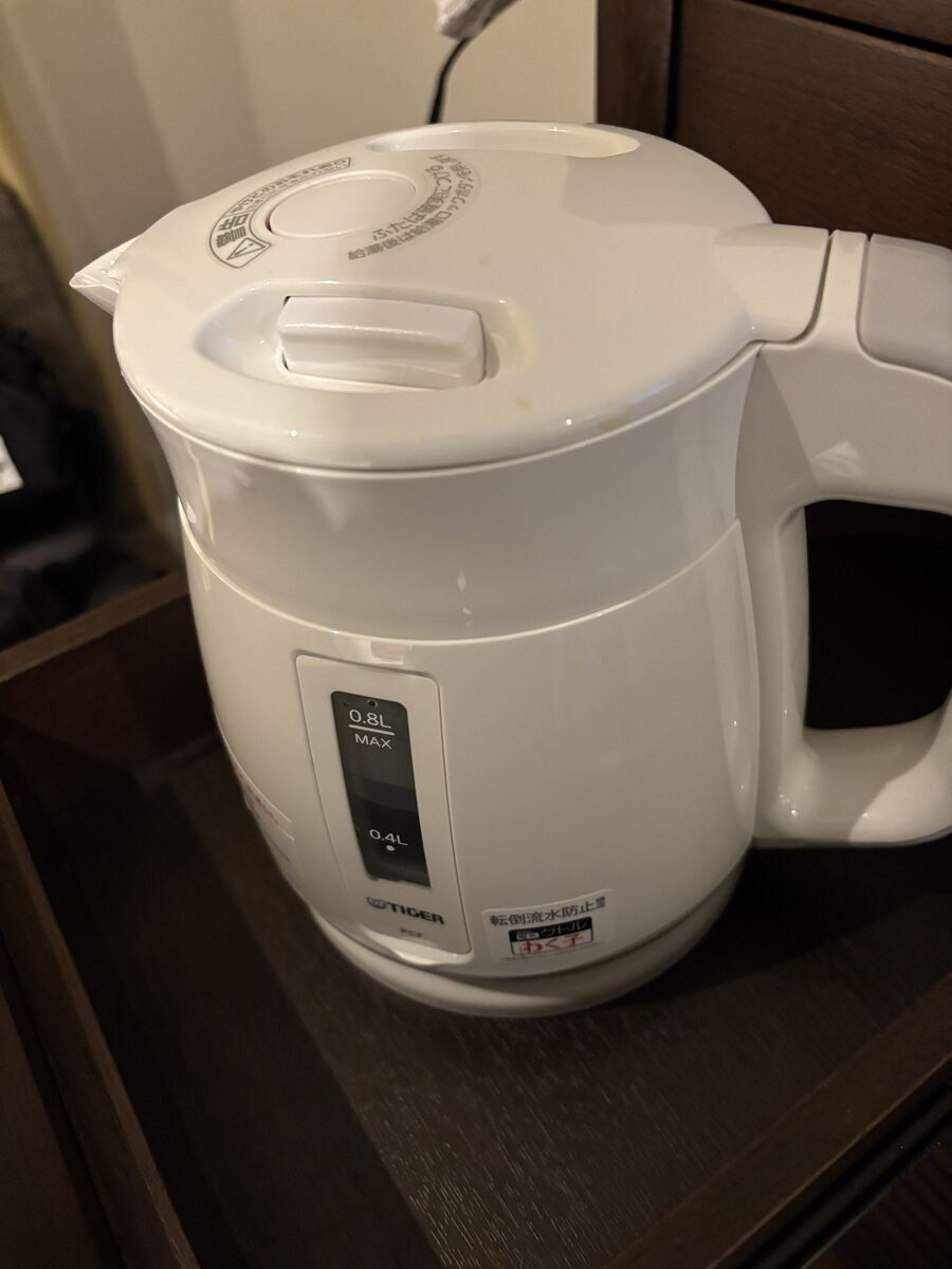 客室備品のケトル