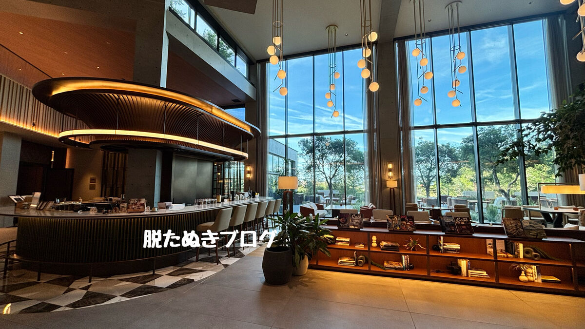 GREENITY IWATAにあるバー&カフェでコーヒーや軽食が食べられる