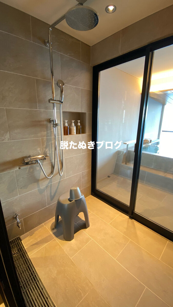伊豆リトリート熱川粋光by温故知新の客室にあるシャワーブース