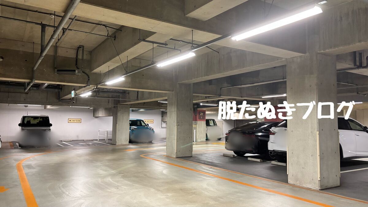 東京ディズニーランドホテルの屋内駐車場