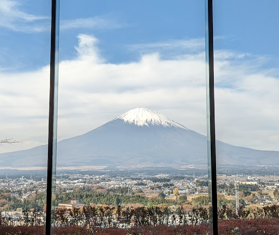 米国株ETFが良いのか、それとも米国株円建て投資信託が良いのか。 - たぱぞうの米国株投資