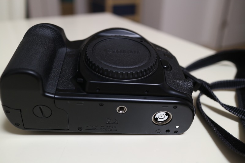 EOS-1V HSを、EOS-1Vにするための手順を纏めました - 他力と自力と