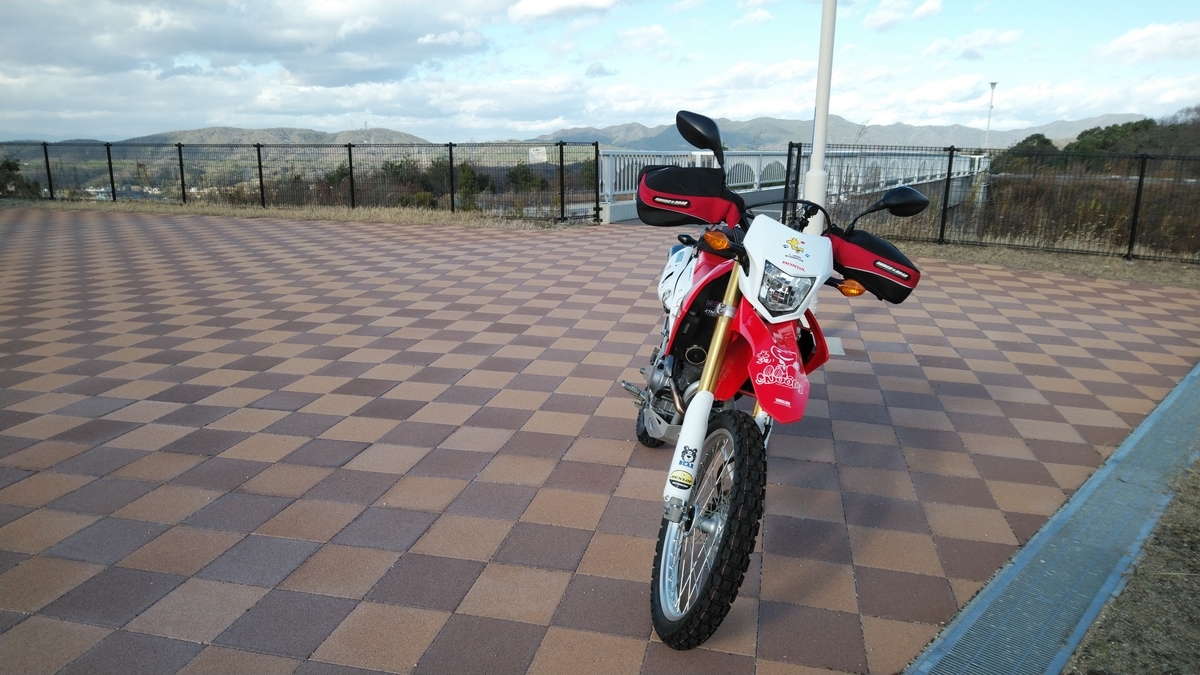 f:id:tarito11:20200108225342j:plain f:id:tarito11:20200108225342j:plain