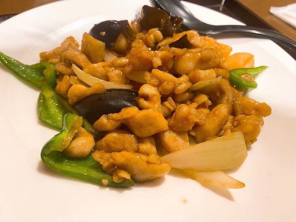 中区大須 『シルクロード上前津店』 ランチメニューの鶏肉の