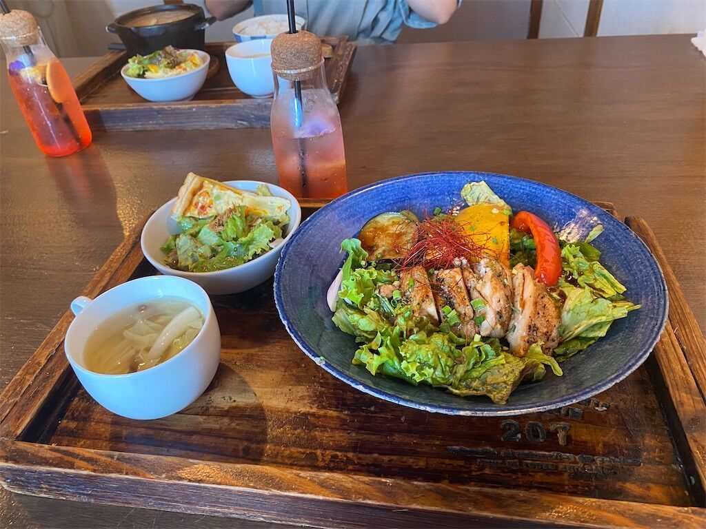 わたし と カフェ 刈谷 店