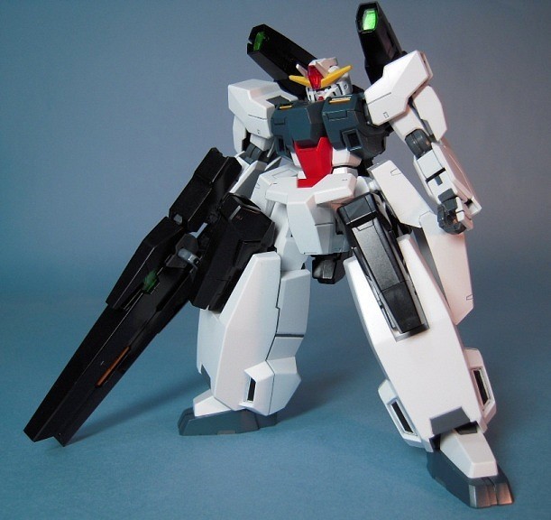 HGセラヴィーガンダム完成 - なんかいろいろ語り場