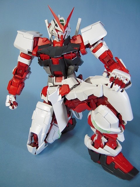PGガンダムアストレイ レッドフレーム レビューその1 - なんか