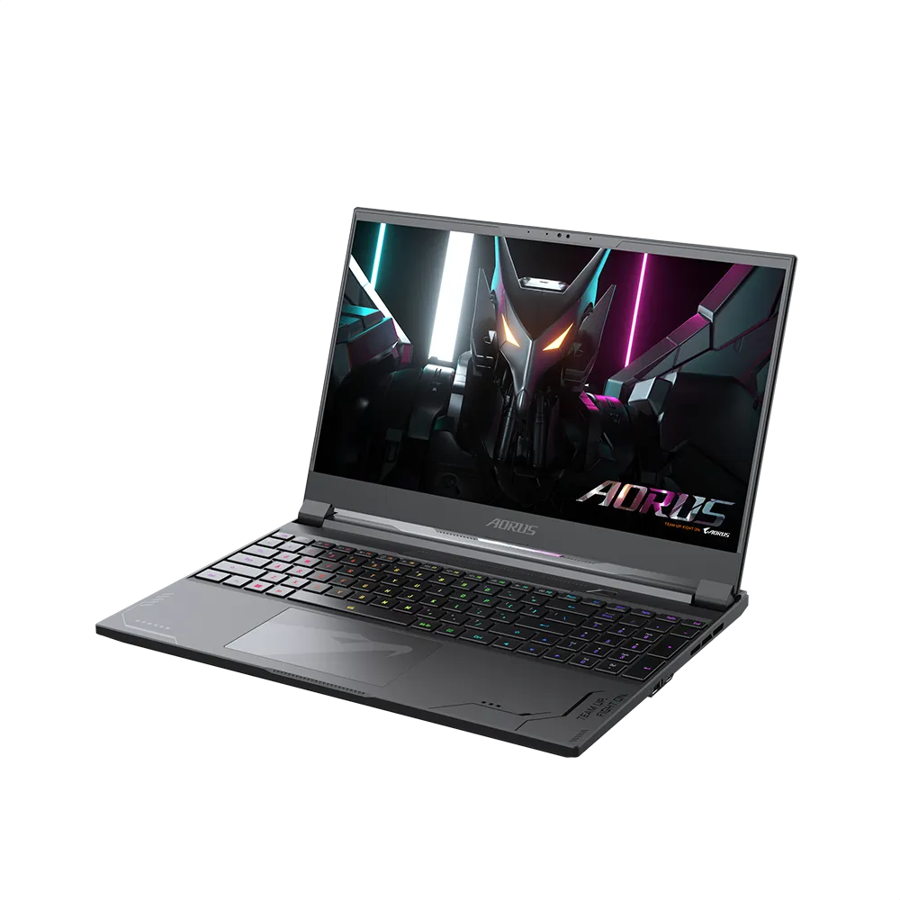 レッド ノートPC 日本語配列 Razer、日本語配列キーボードを採用した13.3型ノートPC「Blade