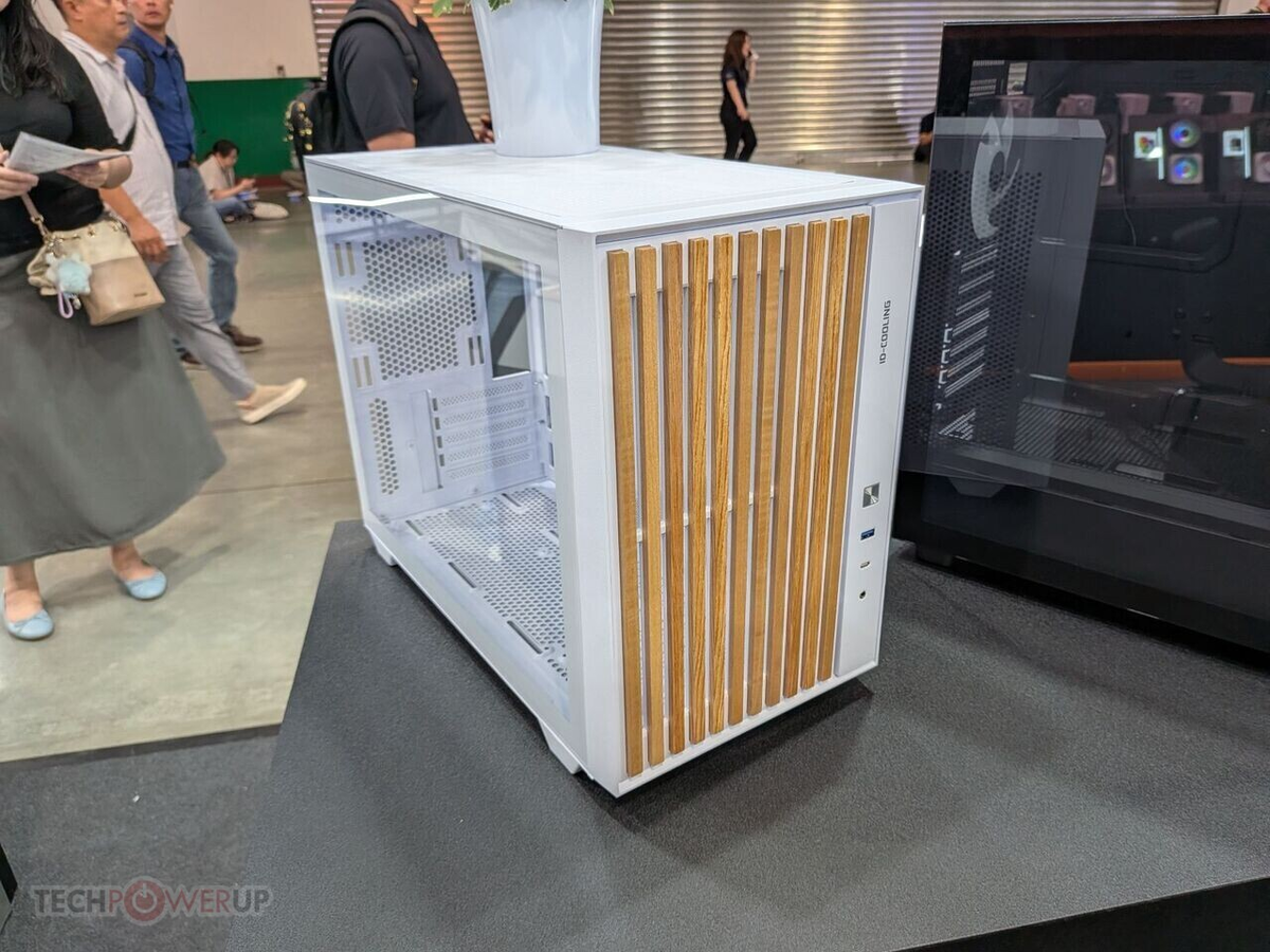 ID-COOLING Flow 500