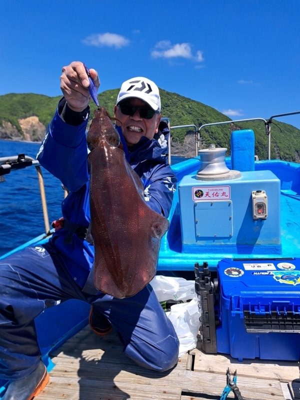 5/9（木）南伊勢の五ケ所湾のティップランの釣果情報_アオリイカ_エギング_南伊勢町