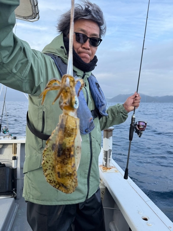 12/25（木）南伊勢の五ケ所湾のティップランの釣果情報_エギング_アオリイカ