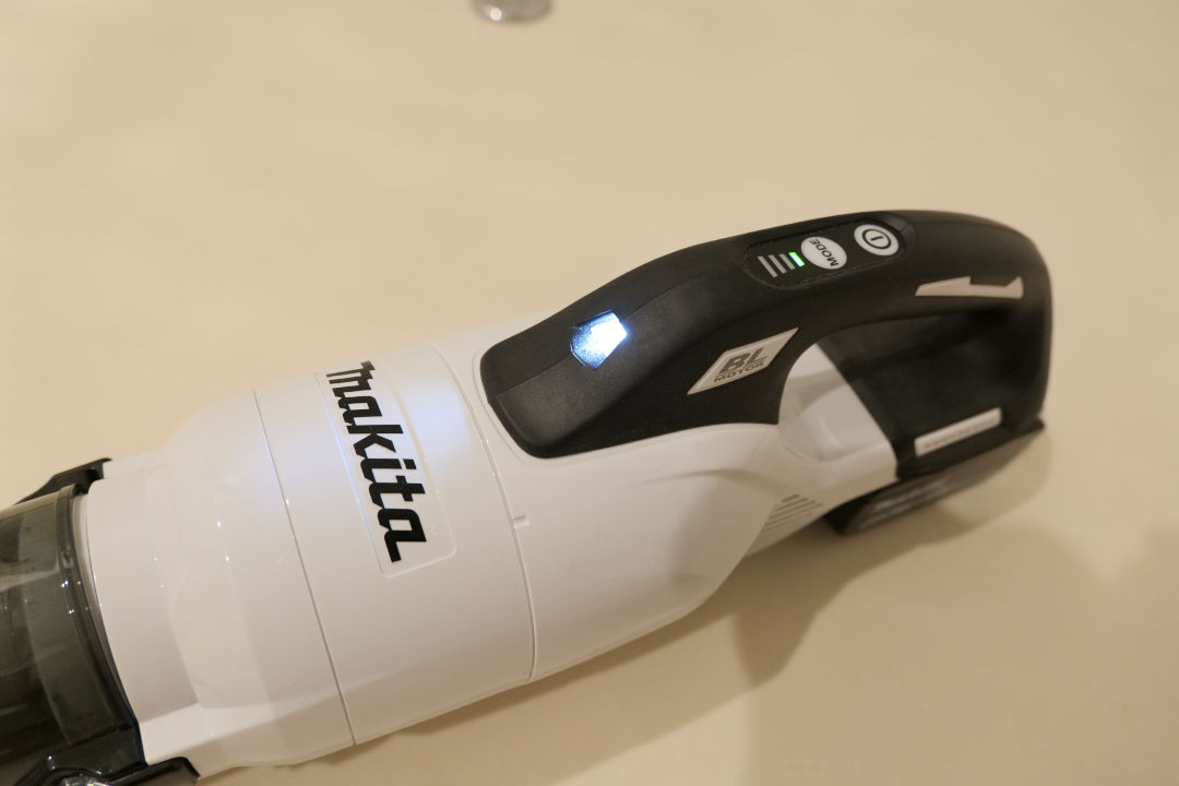 Makita】マキタ 充電式クリーナー CL286FDZを使ったみた感想 Makita】マキタ 充電式クリーナー CL286FDZを使ったみた感想