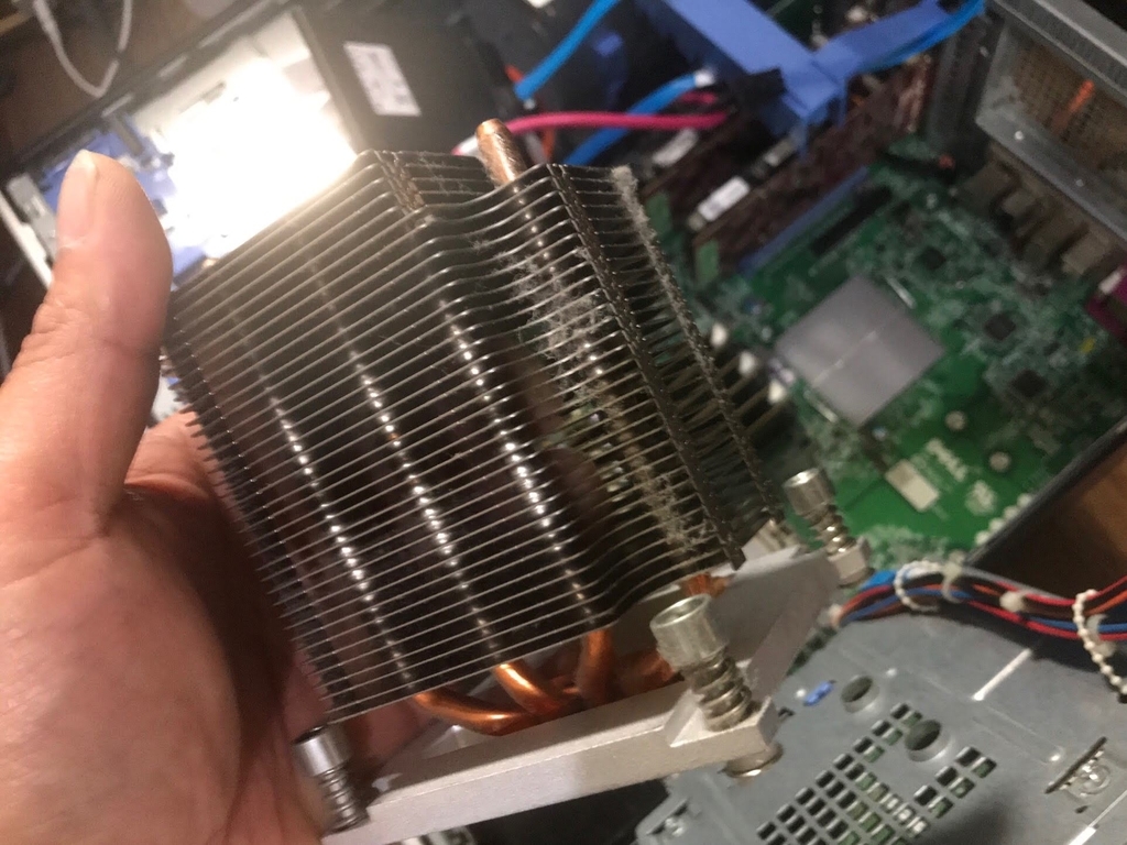 リースアップしたpcをゲーミングpcに魔改造 Dell Precision T3500 明日晴れるかな