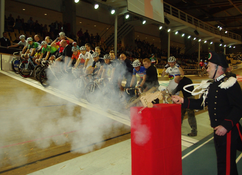 f:id:tdfnaranja:20100204200806j:image