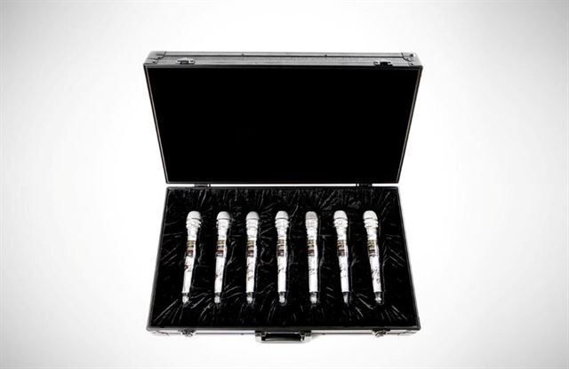 Bts メンバーサイン入りマイクが米国のオークションに出品 落札価格に関心が集まる 韓information