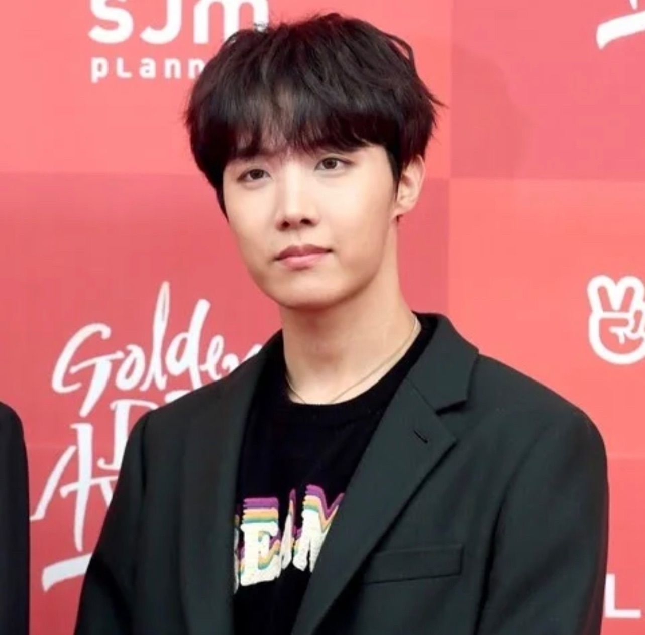 Btsホソク ファンのtwitterアカウントが突然一斉停止 アンチファンのスパム申請のせい 韓information