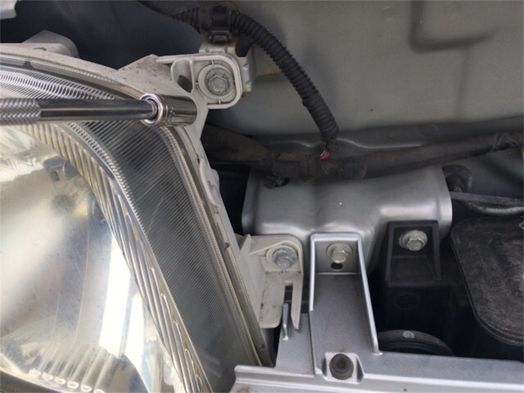 ハイゼットカーゴ S331v ヘッドライトバルブ交換 Mhoエンジニアリング