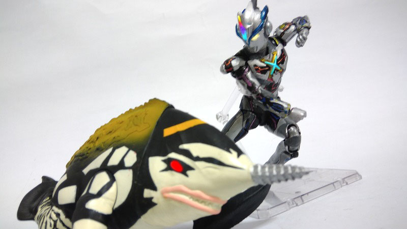 劇場版ウルトラマンX ベータスパークアーマー&ハイブリッドアーマー※開封品 簡易レビュー】S.H.Figuarts ベータスパークアーマー
