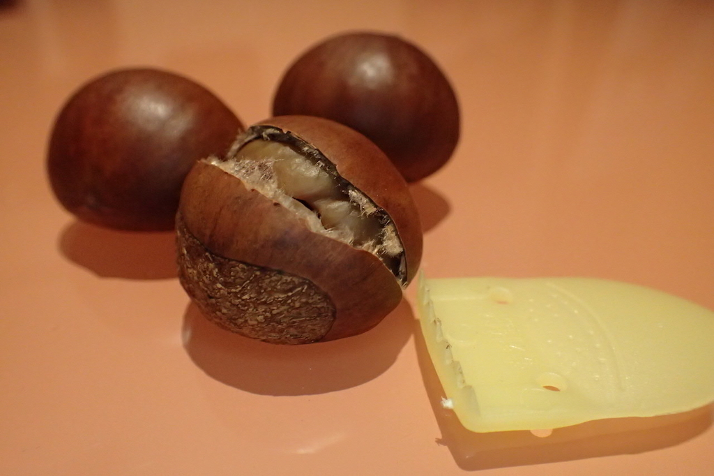 f:id:temcee:20190130222020j:plain 天津甘栗とジグ