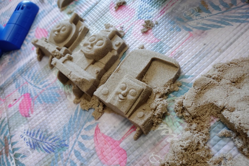 砂で作ったトーマス
