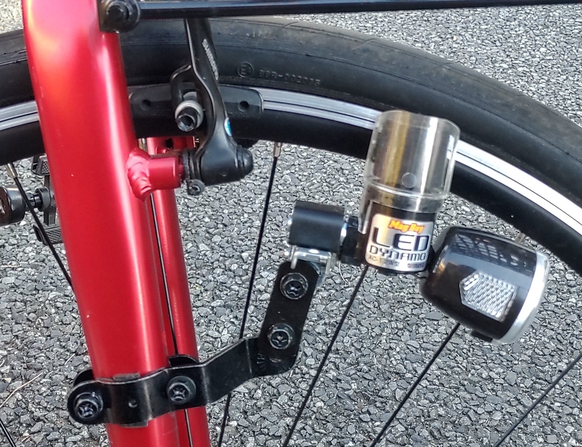 クロスバイクのママチャリ化 ダイナモライト取り付け 2 Temporary Userのブログ