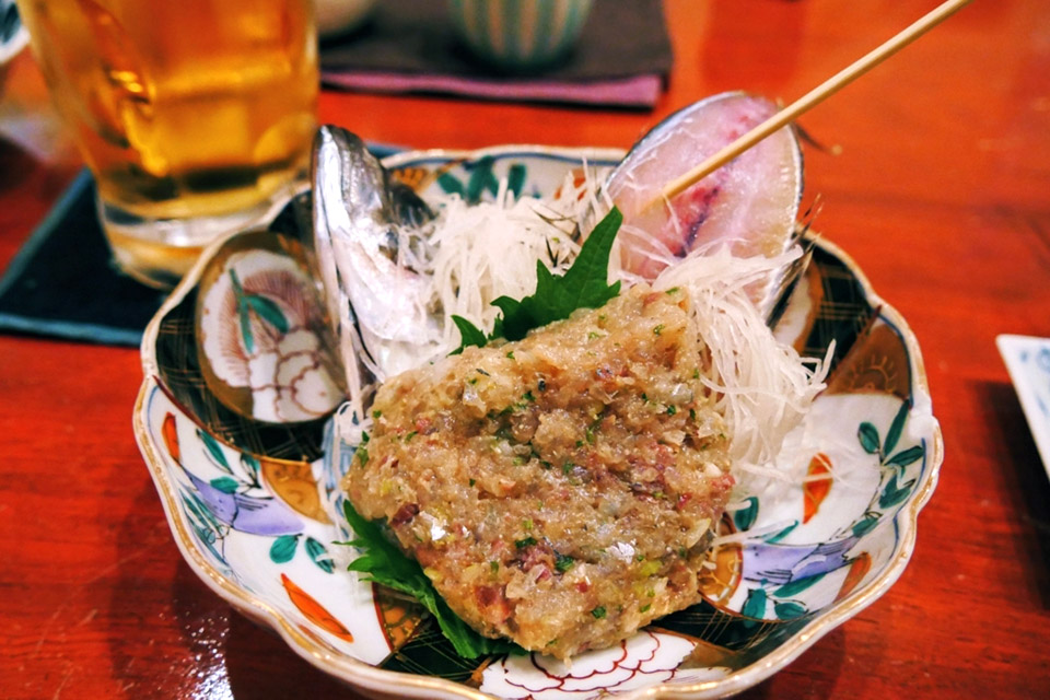 f:id:tentsu_media:20190620120617j:plain 鯵のなめろう