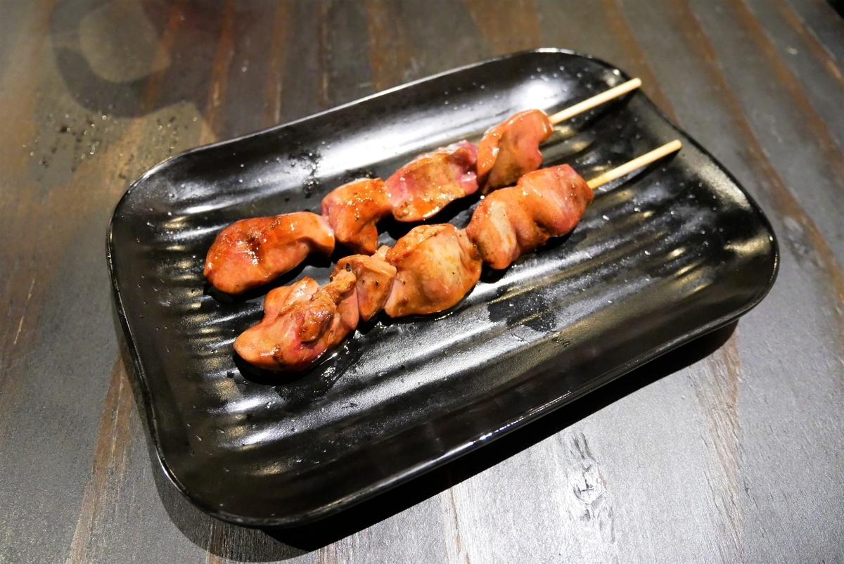 f:id:tentsu_media:20191021125845j:plain 大衆酒場はな 焼き鳥 レバー