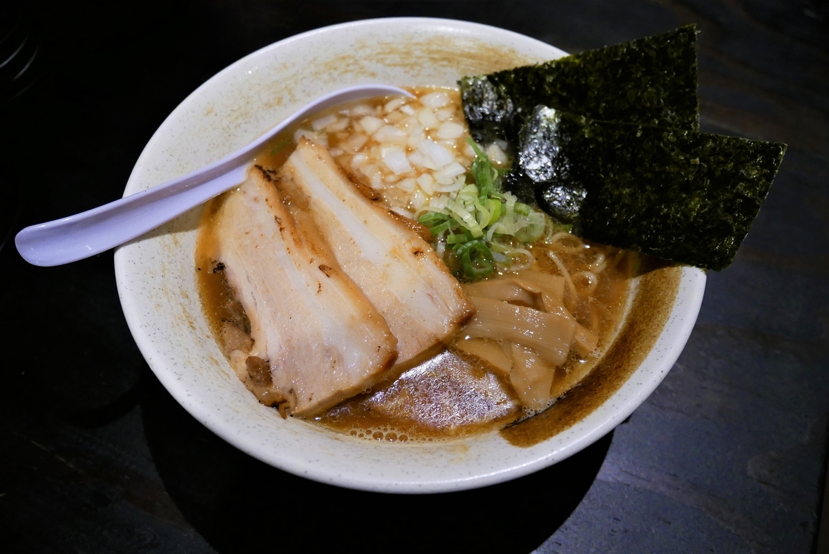 f:id:tentsu_media:20191021132213j:plain 麺屋ばらお 煮干し中華そば