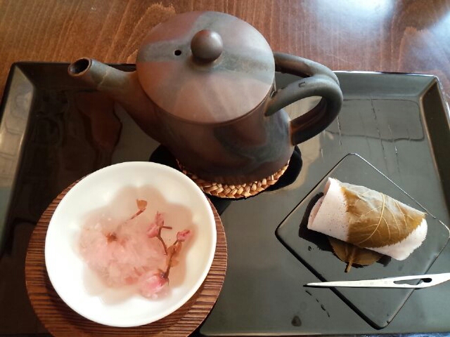 f:id:tenuguisan:20170412144200j:plain f:id:tenuguisan:20170412144200j:plain