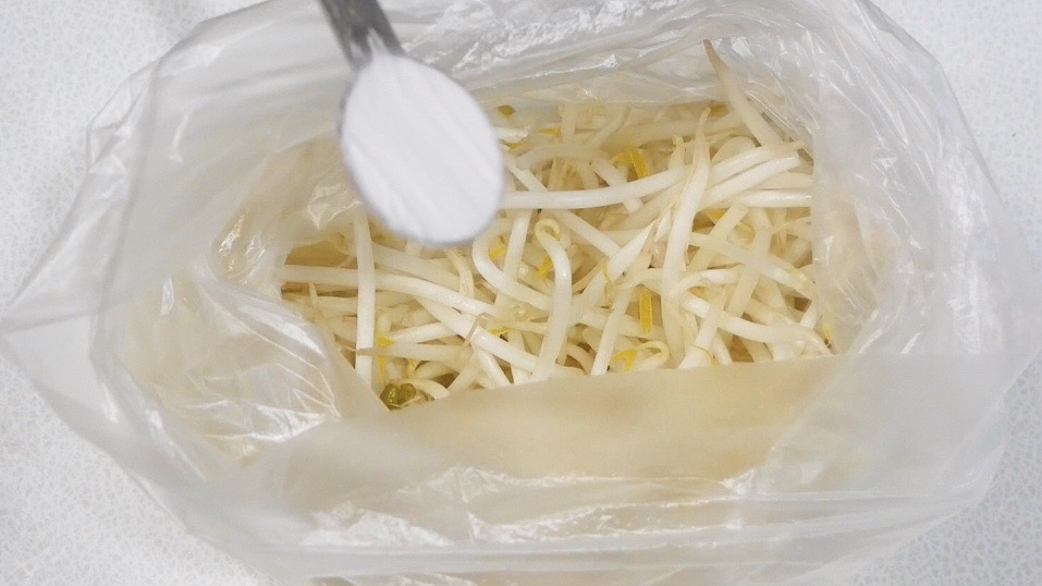 超簡単 するだけでいつもの もやし炒め がワンランクアップ 本当に美味しい もやし炒め の作り方 てぬキッチン